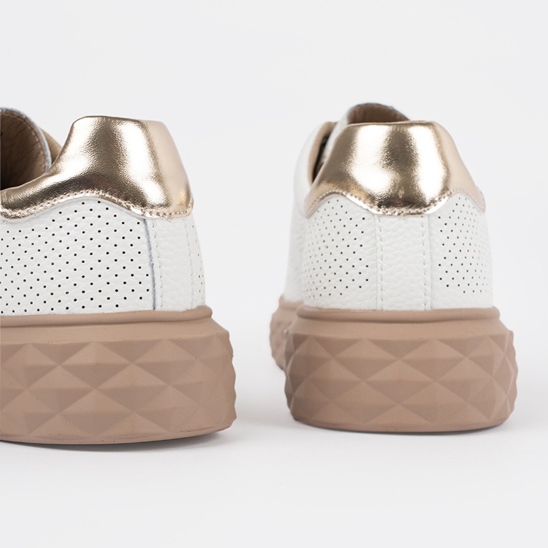 White and beige sneakers with leather pins Sergio Leone 1 White and beige sneakers with leather pins Sergio Leone 1