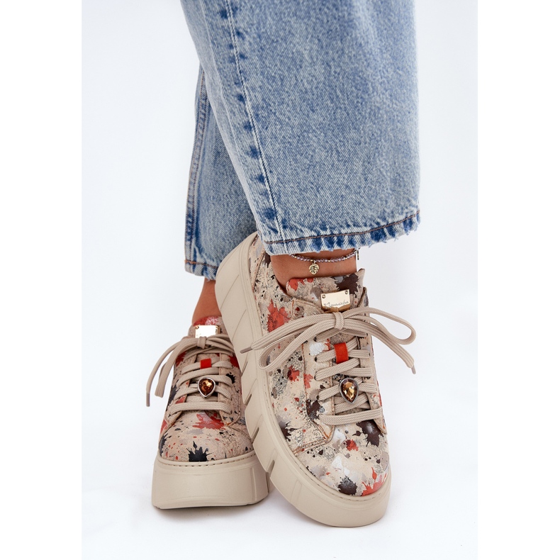 Leather sneakers on the Maciejka platform 06891-18 beige 1 Leather sneakers on the Maciejka platform 06891-18 beige 1