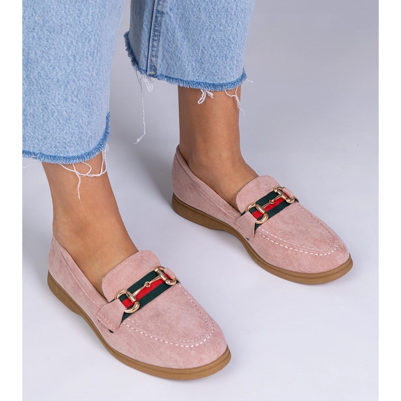 Pink loafers from Ekozamsz with a golden decoration 1