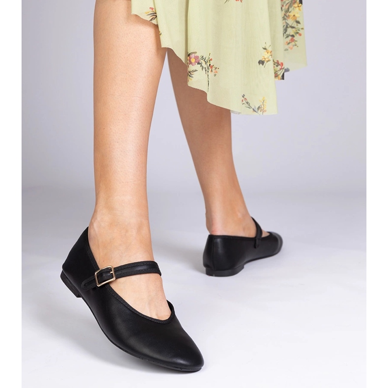Black women's ballerinas with a buckle 2