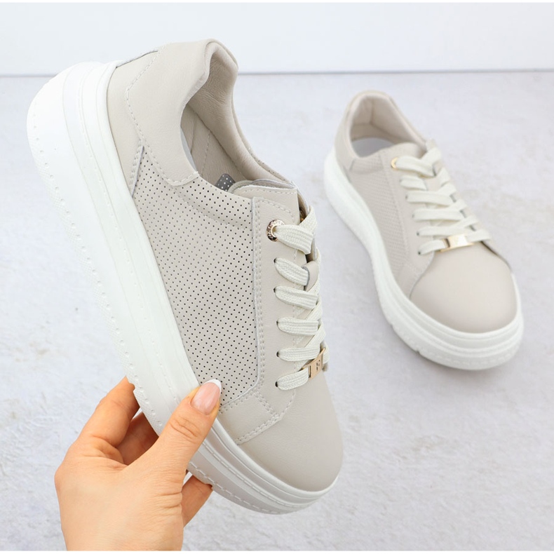 Women's sports shoes on the platform beige Filippo 6731 1 Women's sports shoes on the platform beige Filippo 6731 1