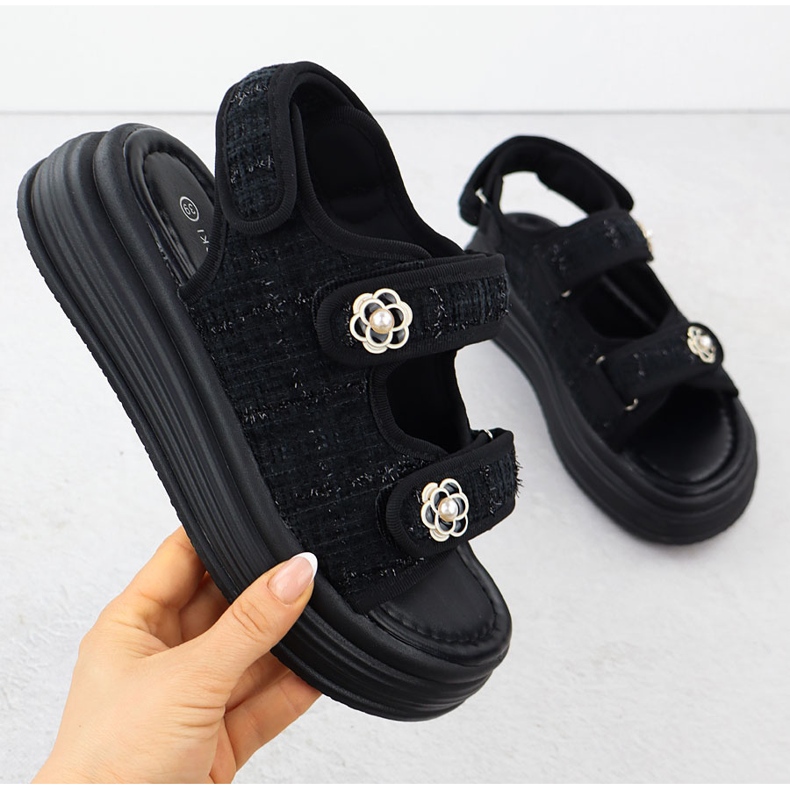 Women's sandals on the platform Czarne Potocki Py16337 black 1