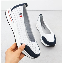 Openwork leather ballerinas on the white Filippo 6134 platform 1