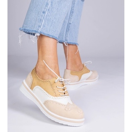 Beige classic oxford shoes 1 Beige classic oxford shoes 1