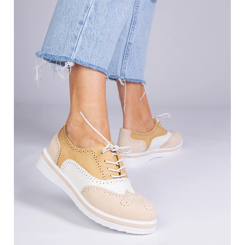 Beige classic oxford shoes 1 Beige classic oxford shoes 1