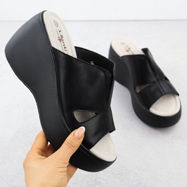 S.Barski Women's leather wedges on the Black wedges S. Barski LR51-541 1 S.Barski Women's leather wedges on the Black wedges S. Barski LR51-541 1