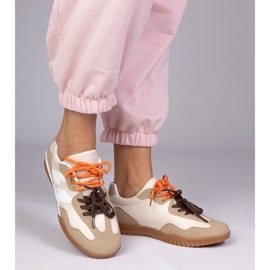 Beige sneakers sneakers with colorful laces 2 Beige sneakers sneakers with colorful laces 2