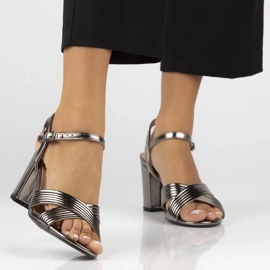 Filippo Women's leather sandals on the DS6901/25 GN Graphite Steel Post black 2