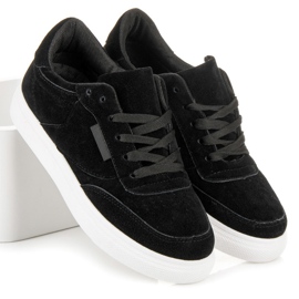 Sneakers on the platform black 1