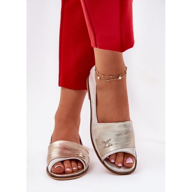 Leather elegant ballerinas with bare fingers Zazoo 1865 zloty wiped golden 2 Leather elegant ballerinas with bare fingers Zazoo 1865 zloty wiped golden 2