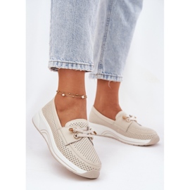 Leather shoes made of natural leather on the Artiker 56C2102 beige platform 2