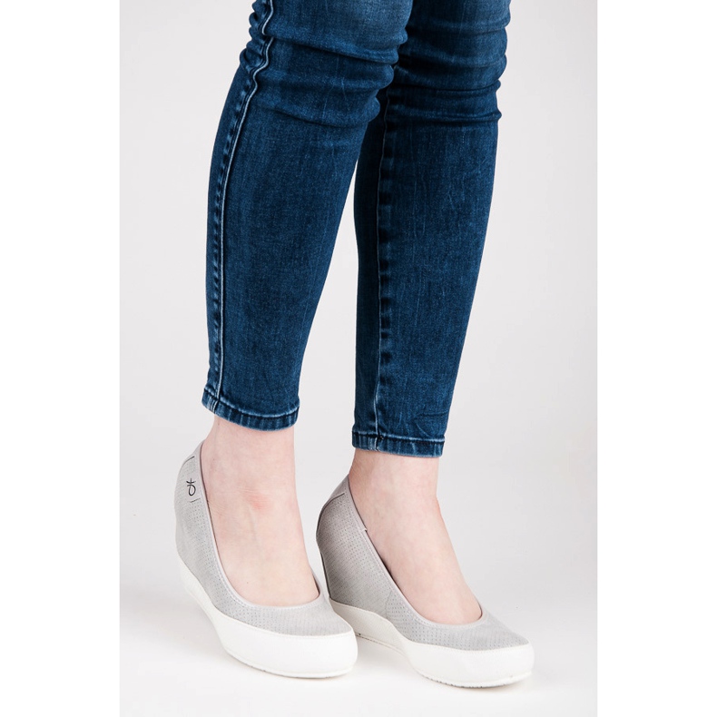 Vices Gray wedge pumps grey 2