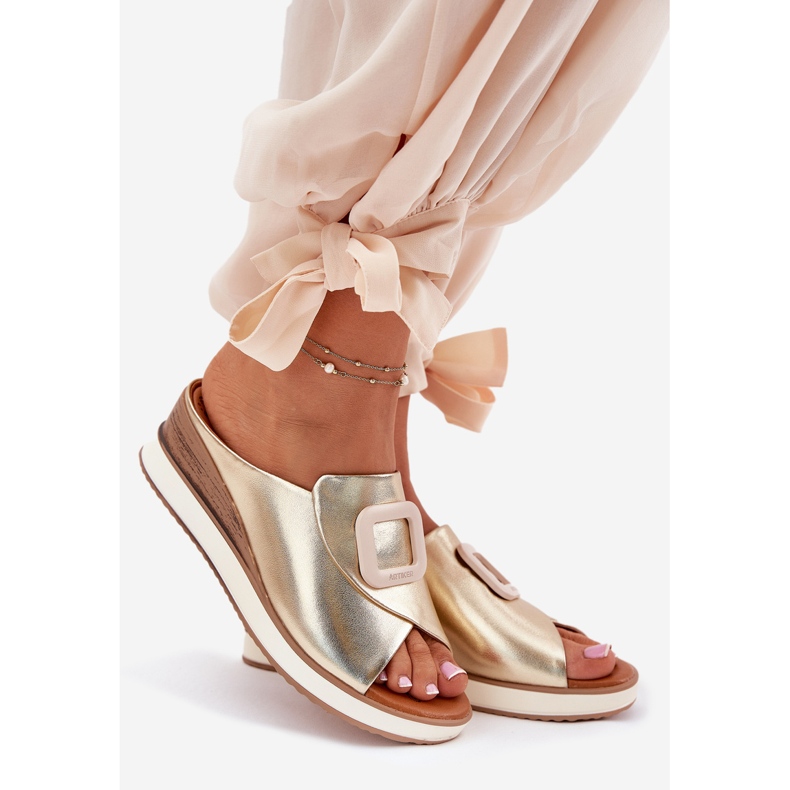 Women's leather flip flops on the Artiker 56C2146 wedge golden 1 Women's leather flip flops on the Artiker 56C2146 wedge golden 1
