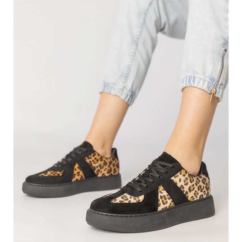 Black-Pantter women's sneakers 1