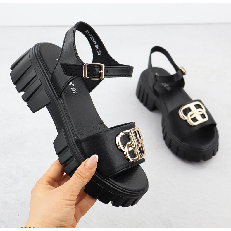 Women's leather sandals on the Black Vinceza 79541 block 1 Women's leather sandals on the Black Vinceza 79541 block 1