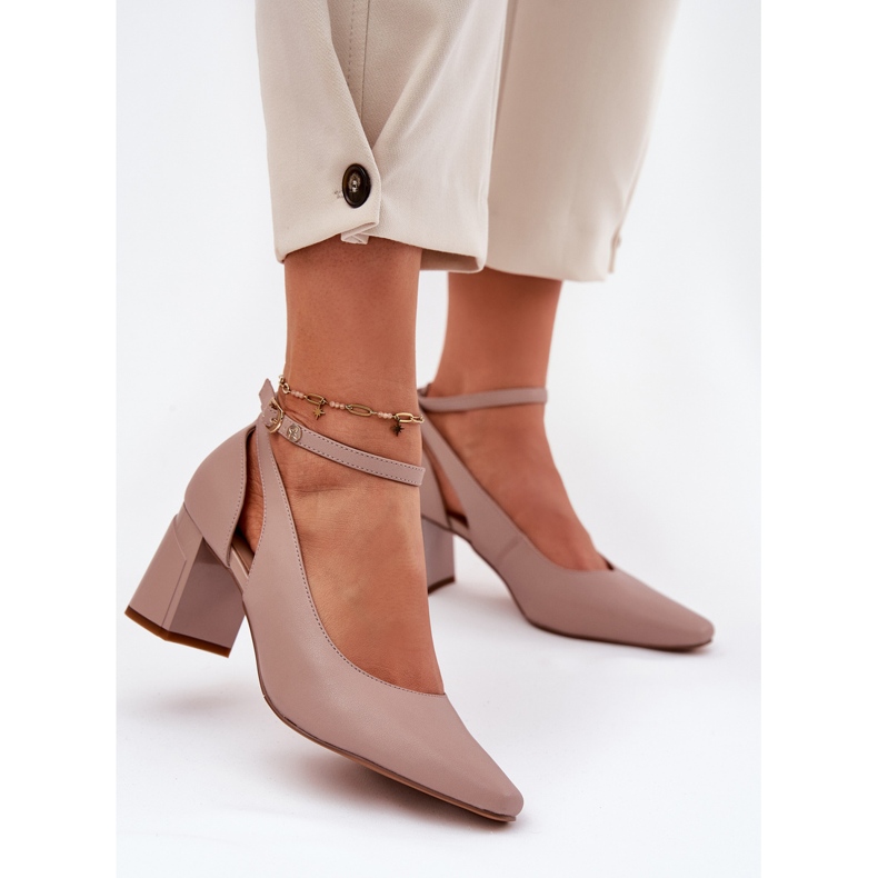 Leather pumps on the post Maciejka K6816-04 Beige 2