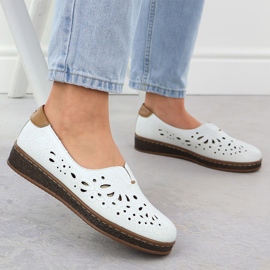 Openwork women's leather shoes on the elevation of the White Evento 7007 6