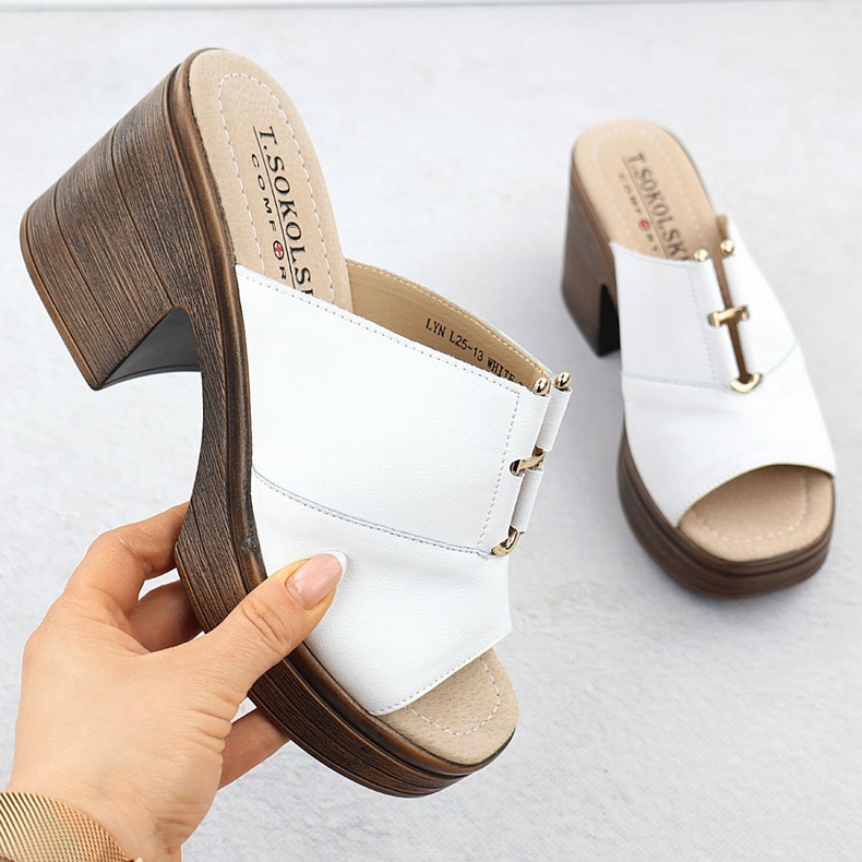 Women's leather flip flops on the White Post T.Sokolski L25-13 1