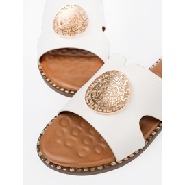 Seastar White flip flops with a golden decoration 1 Seastar White flip flops with a golden decoration 1