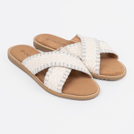 White flaps braided on a flat sole 1 White flaps braided on a flat sole 1