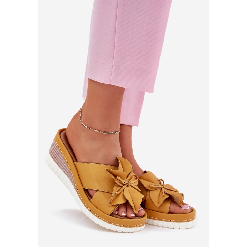 Women's leather wedges with a decorative flower Artiker 52C0504 Yellow 1