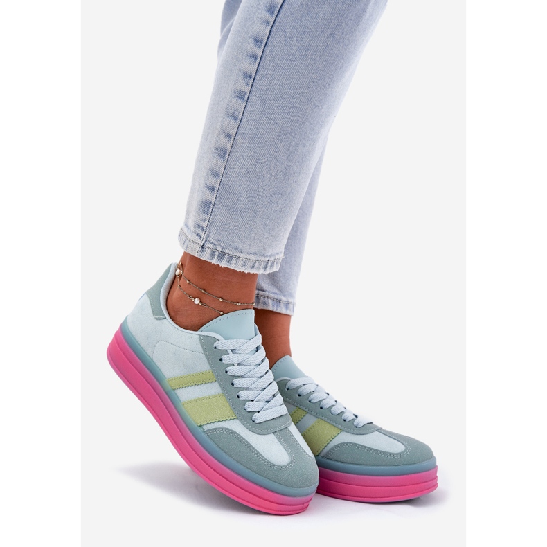 Low sneakers on the blue platform 1