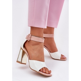 Painted women's sandals on the Vinceza 20266 white post 2