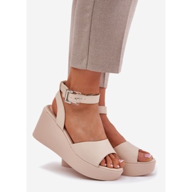 Women's Sandals On Wedge Beige 1