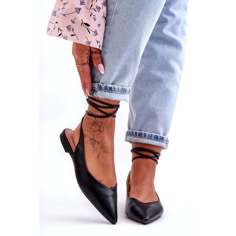 Women's tied ballerinas black sandals 5