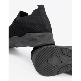 Women's sports boots, black slipped 1