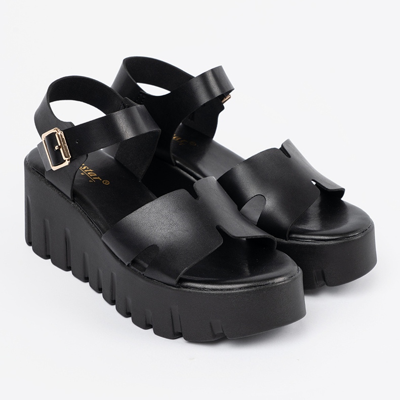 Seastar Women's black sandals on a high platform 2