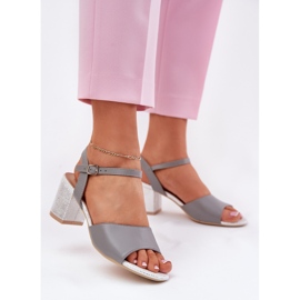 Women's sandals on the Vinceza 20275 Post grey 2