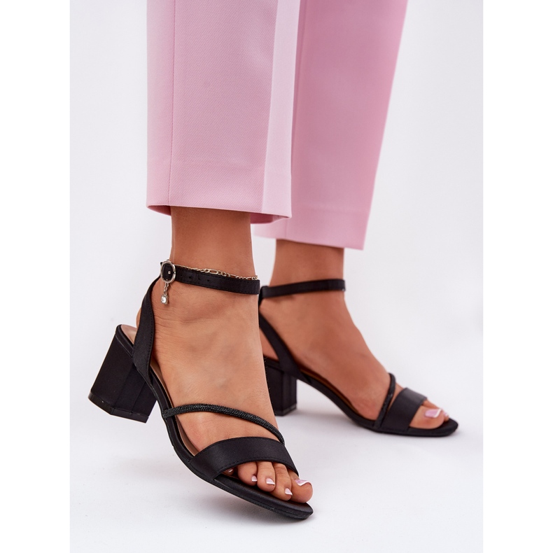 Women's sandals on the pillar with vinceza 20268 black zircons 2