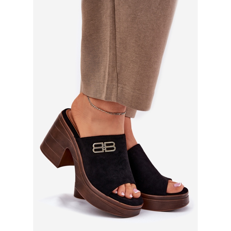 Vinceza Women's slippers on a massive heel with a golden detail of Vincez 17400 black 1