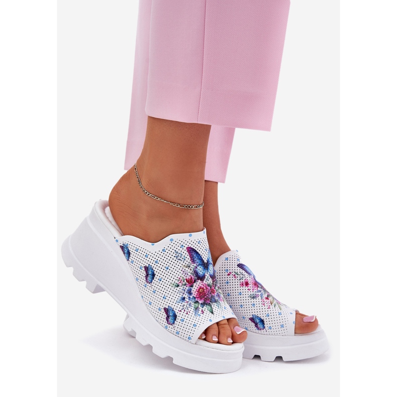 Women's leather flip flops Artiker 56C0428 white 1