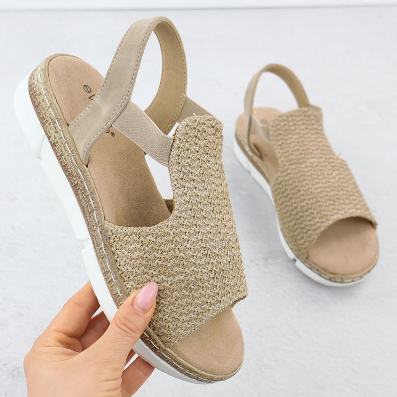 EVento Women's sandals on a platform slipped with beige 8828 beige 1
