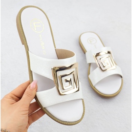 Women's flip flops with decoration white Filippo DS3703 1