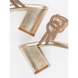 Golden slippers on the Sergio Leone post 1 Golden slippers on the Sergio Leone post 1