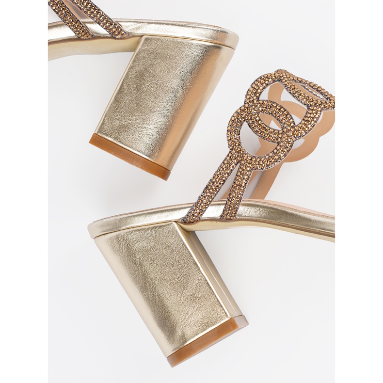 Golden slippers on the Sergio Leone post 1 Golden slippers on the Sergio Leone post 1