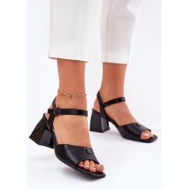 Vinceza Women's sandals on the Vincez 62235 Black Post 2