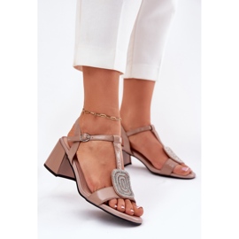 Leather varnished women's sandals on the post with a Vinceza 91134 beige 2