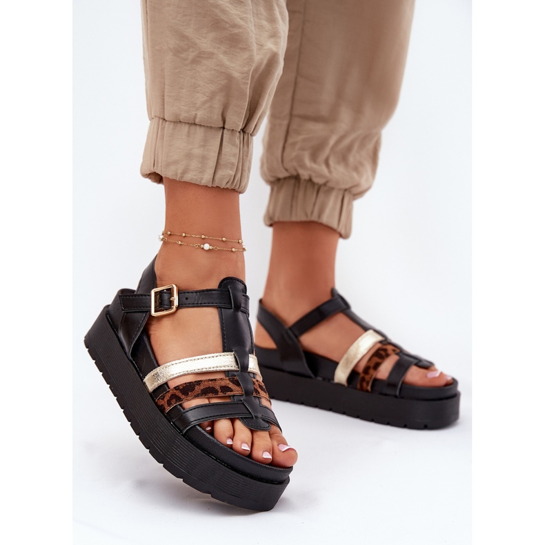 Inna Women's sandals with stripes on the platform black 2