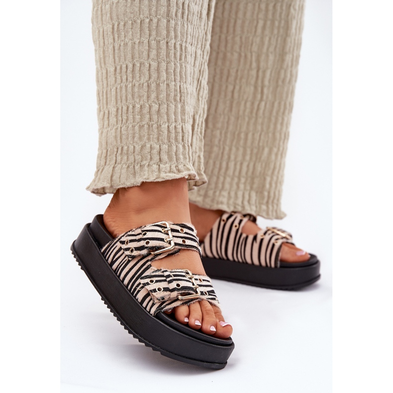 Inna Women's flip flops with buckles on the zebra platform white 2