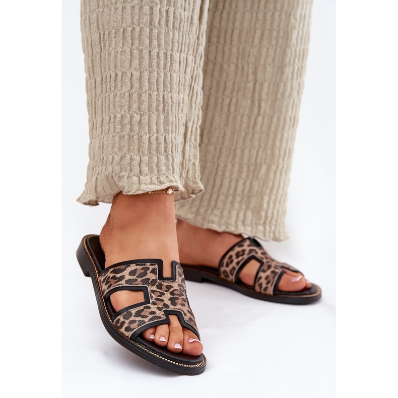 Leather flat leopard flip flops Zazoo 40383 black 2 Leather flat leopard flip flops Zazoo 40383 black 2