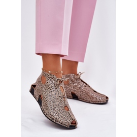 Patterned leather boots maciejka 03426-49 leopard print beige 2