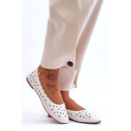 Evento Openwork Glossy Ballerina Women's White Visionary 3