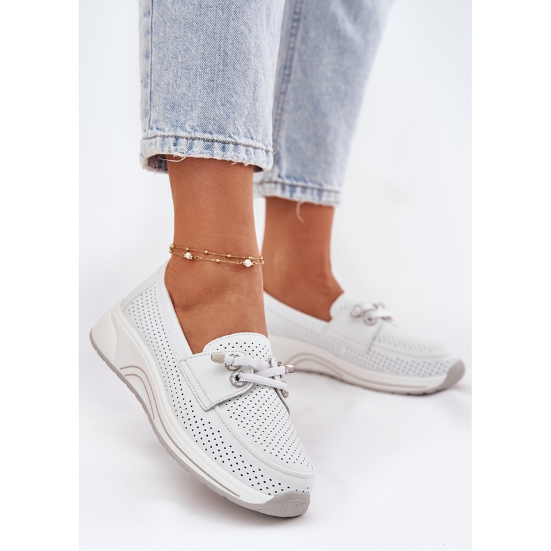 Openwork shoes made of natural leather on the Artiker 56C2101 white platform 2
