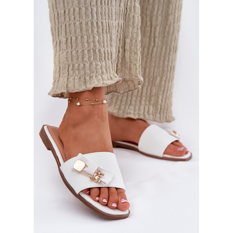 Inna Flat -heeled women's flip flops with a white bow 2