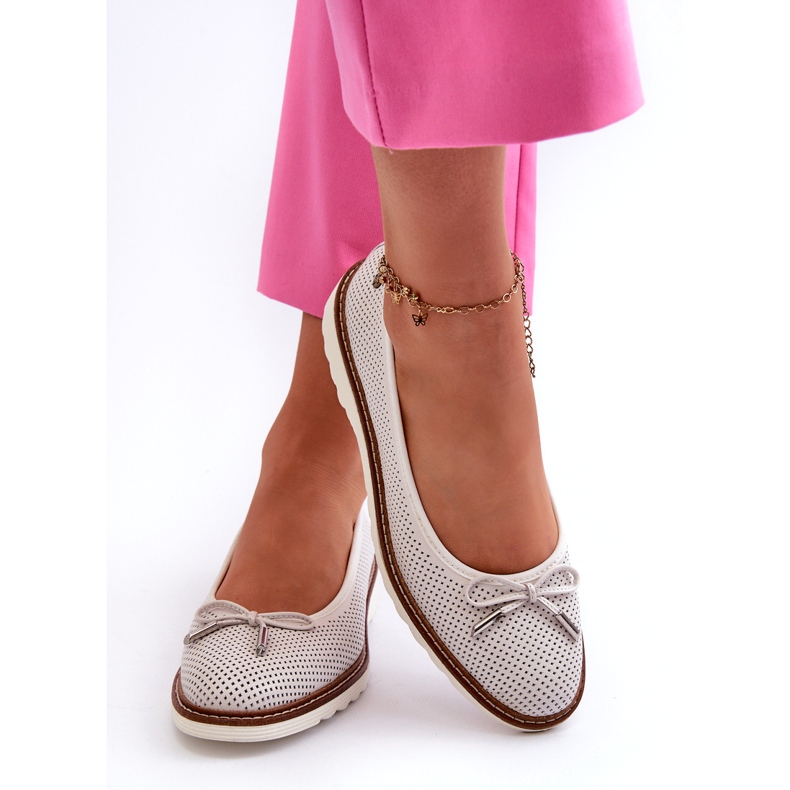 Women's Openwork Ballerina Shoes Made of Natural Leather Maciejka P6509-11 White 4