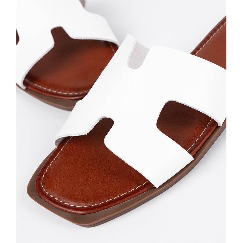 Sergio Leone White flip flops with a square toe 1